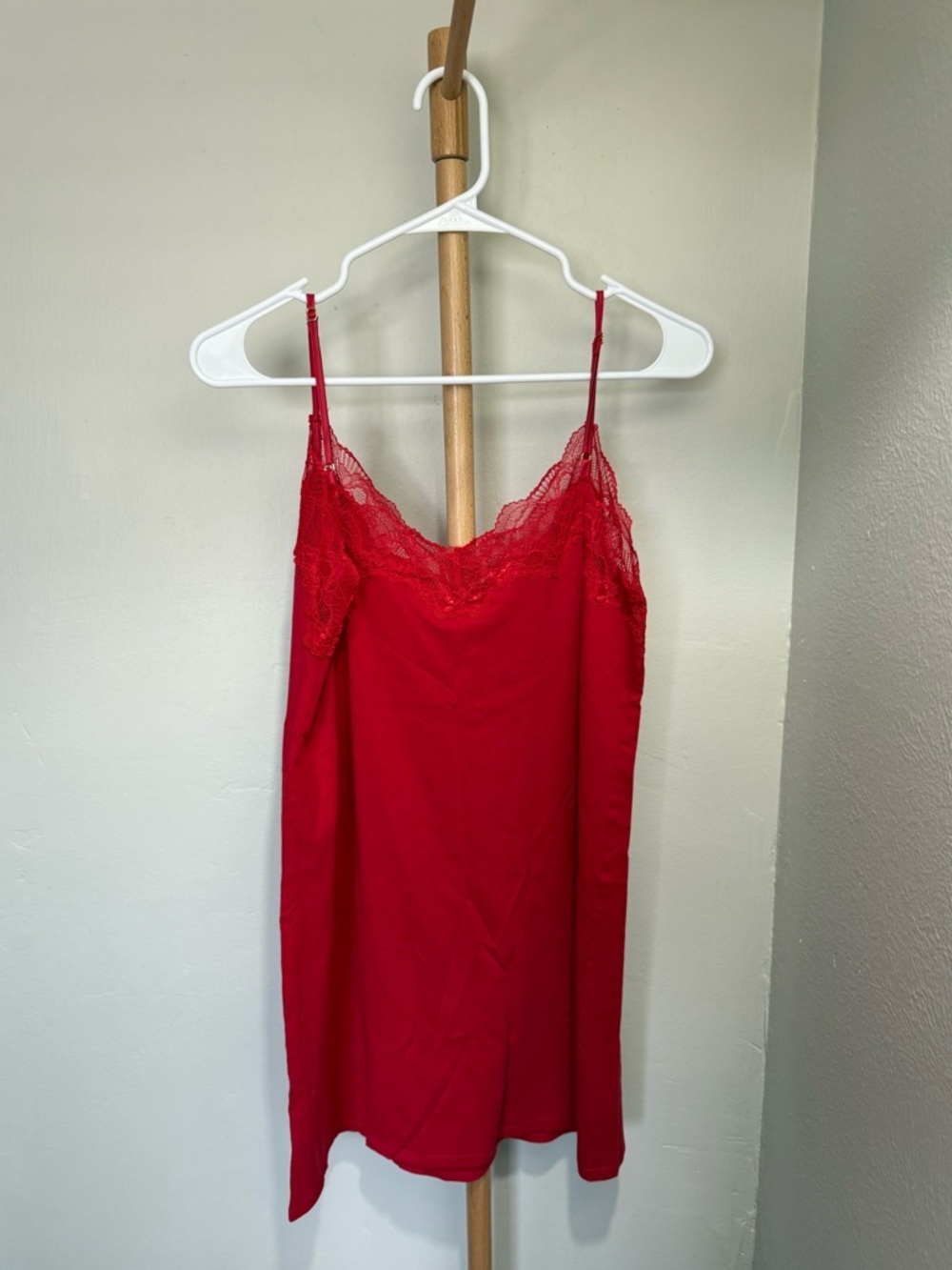 Victoria’s Secret Red Lace Babydoll Slip Dress Women’s Size Small NWOT